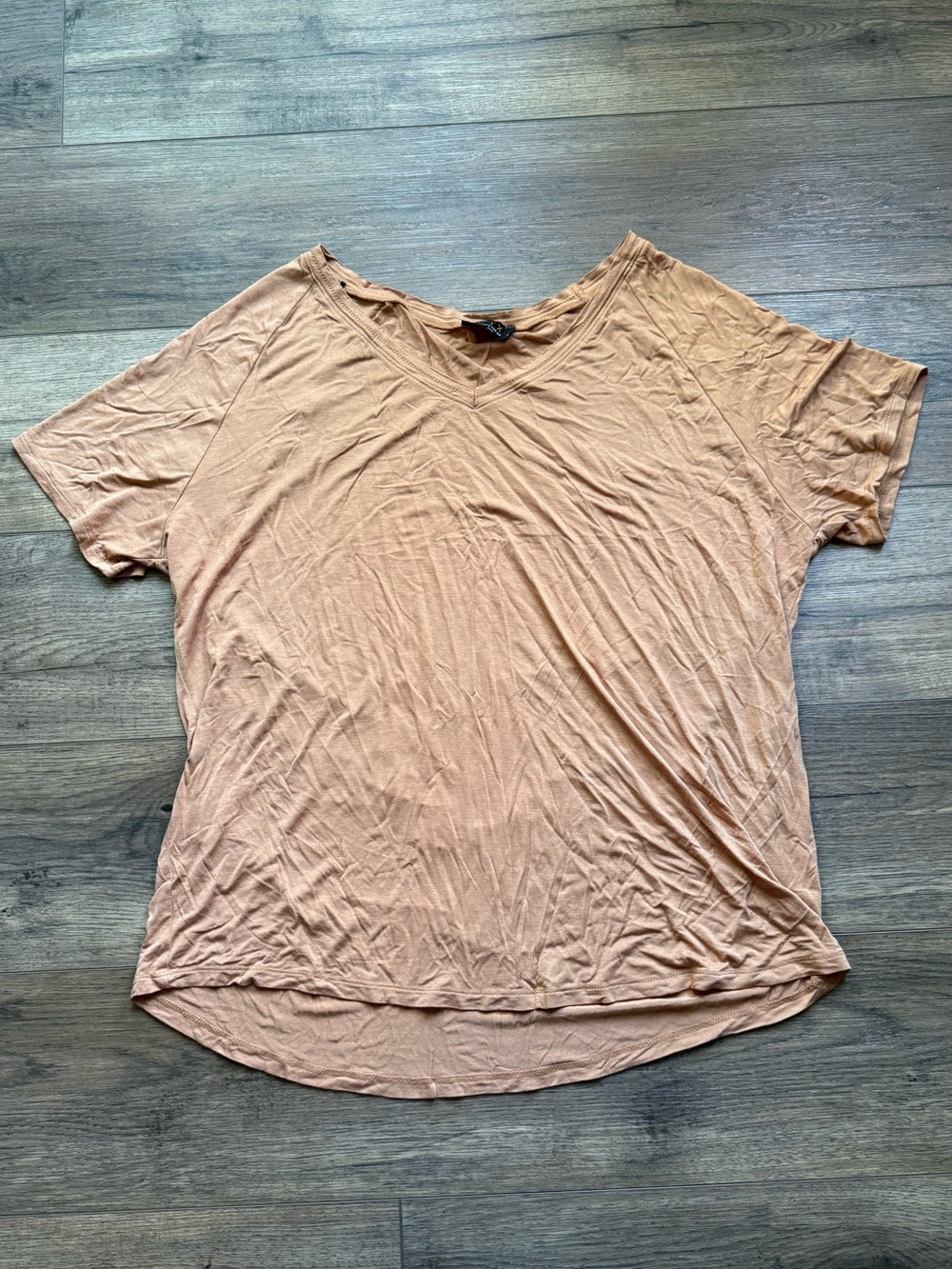 Women's V-Neck Short Sleeve Top